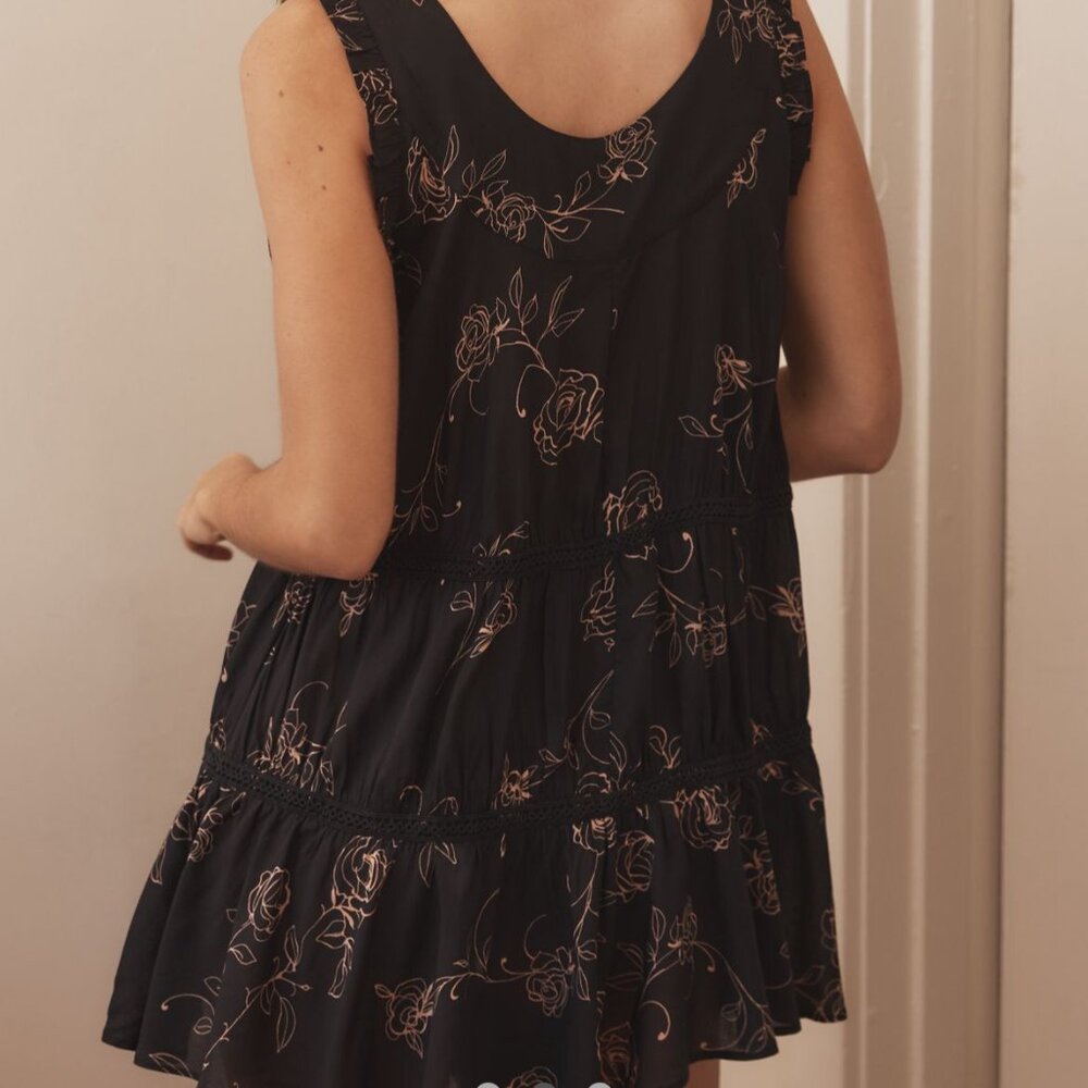 Anthropologie Ruffle Romper - Picture 2 of 12